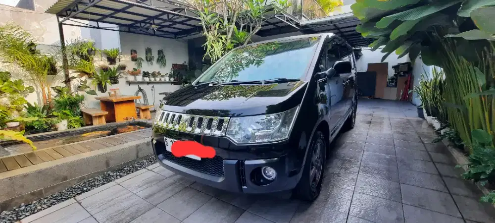 Mitsubishi Delica D5 AT 2014 Kilometer Low 70rban
