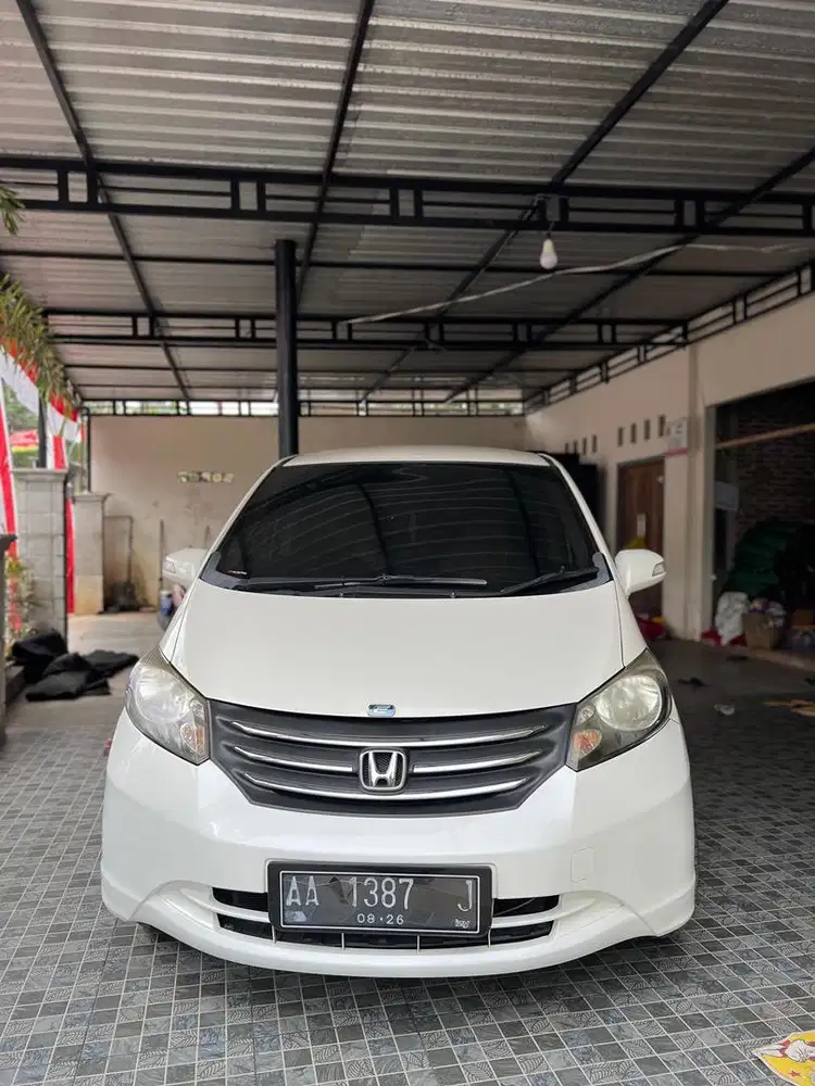 Honda Freed PSD 2012