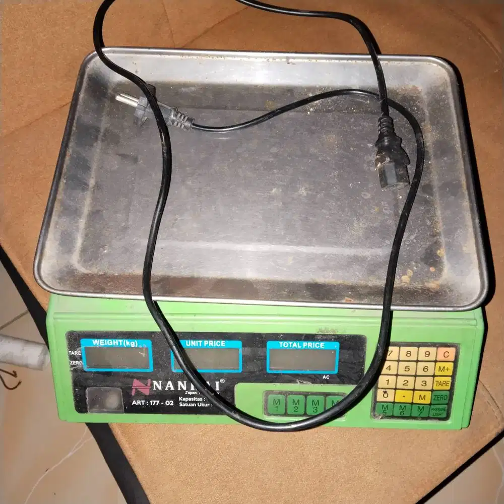 Di jual Timbangan Digital masih aktif bagus di gunakan