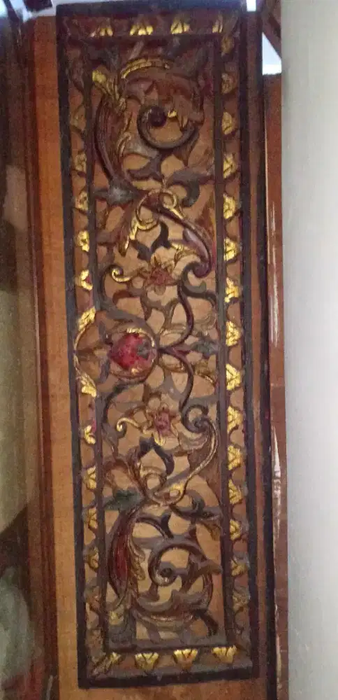 Ukiran kayu Vintage Madura