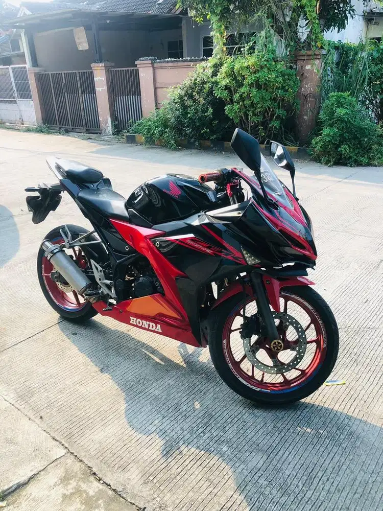 CBR 150R BU pecepat cepat