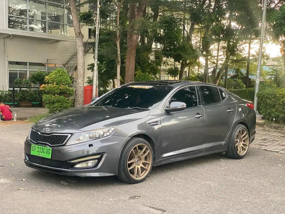 Dijual Kia optima 2.0 A/t 2012 CBU