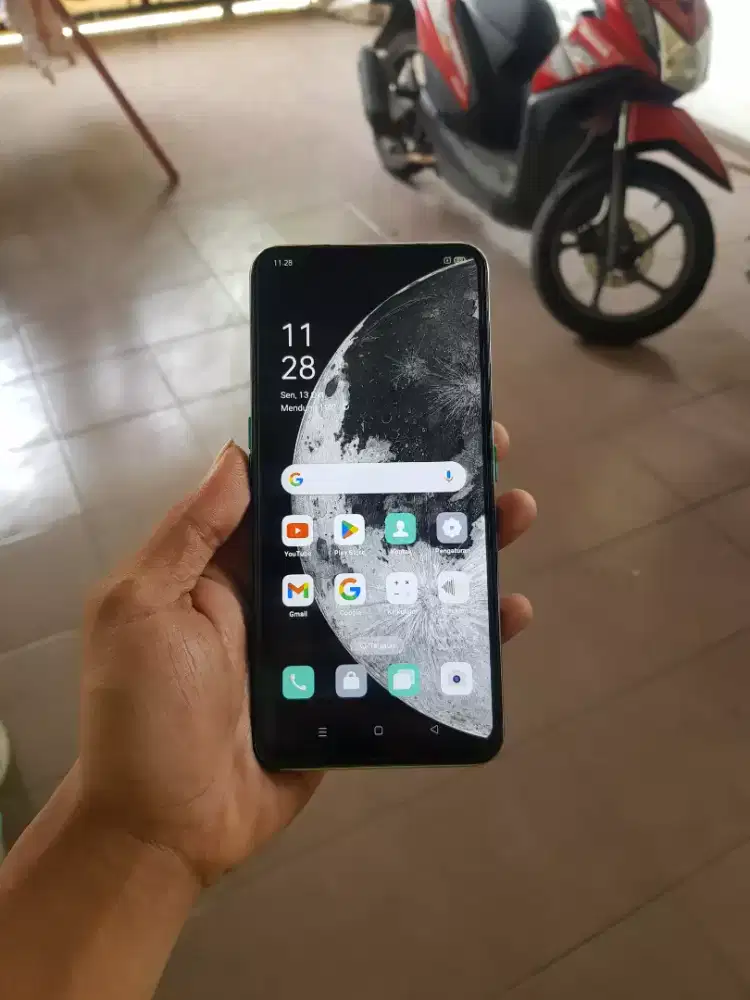 OPPO RENO 2F 8+4/128 GB