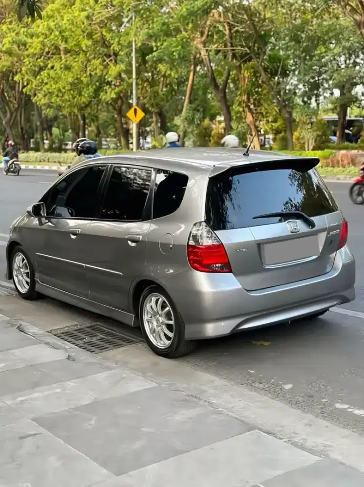 HONDA JAZZ 2006 AT