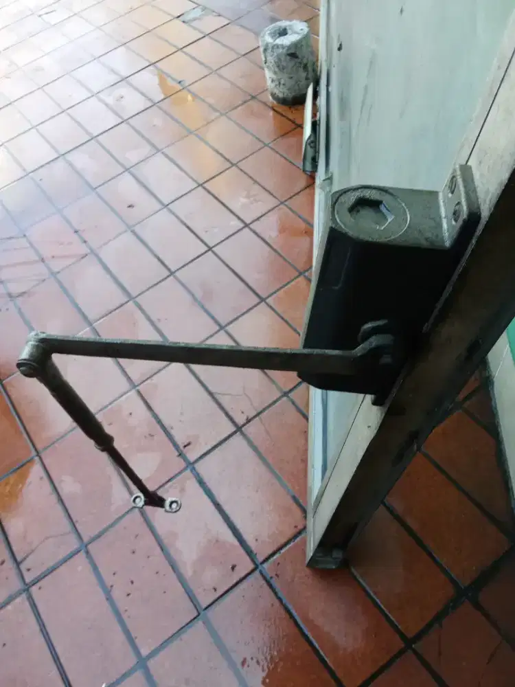 Asal laku CPT Murah sekali alat pendorong pintu hidrolik