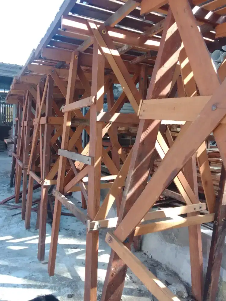 Tiang tandon menara Ulin