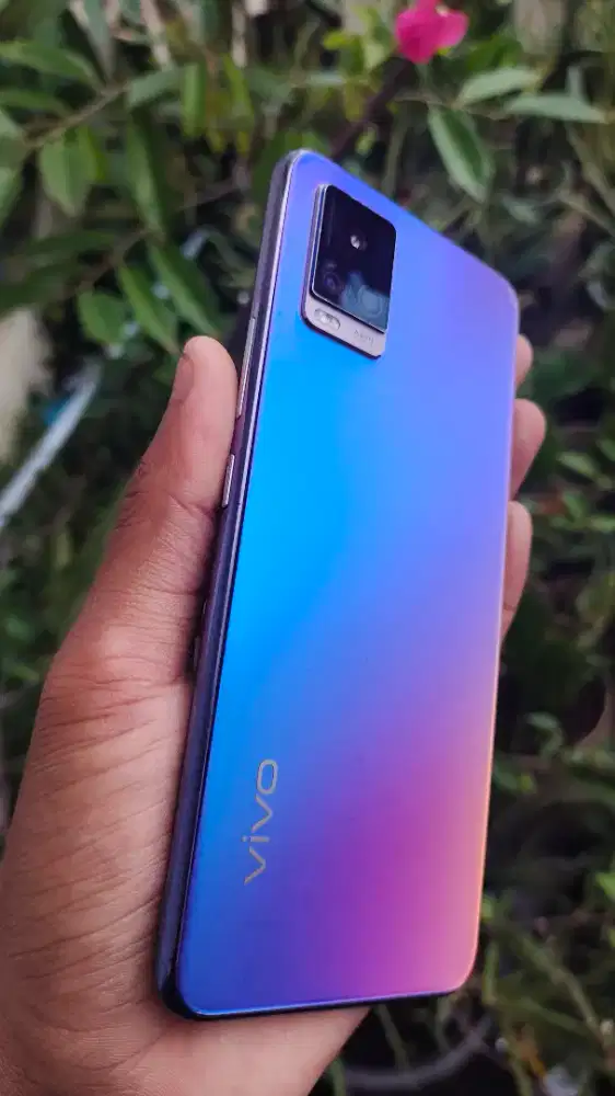 Vivo v20 8+4/128