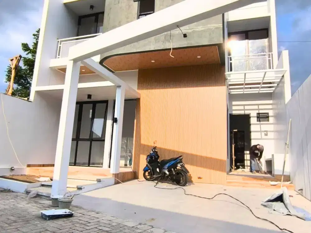 Hunian Modern Rumah 2 Lt Baru 5 Mnt Pemda Sleman & Sleman City Hall