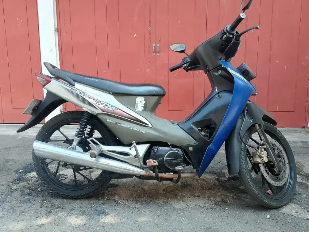 Bismillah jual cepat Supra fit x 2006