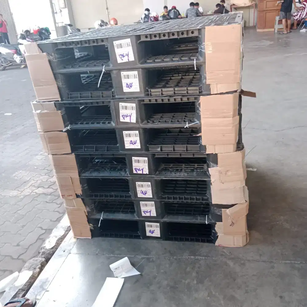 PALLET PLASTIK SECOND KONDISI BAGUS