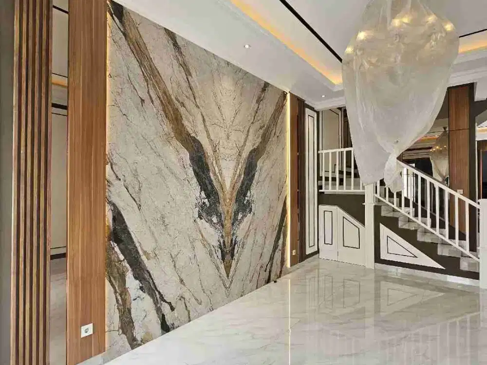 DIJUAL RUMAH BAGUS SIAP HUNI 2LANTAI BANGUNAN BARU GEDUNG HIJAU PONDOK INDAH JAKARTA SELATAN.