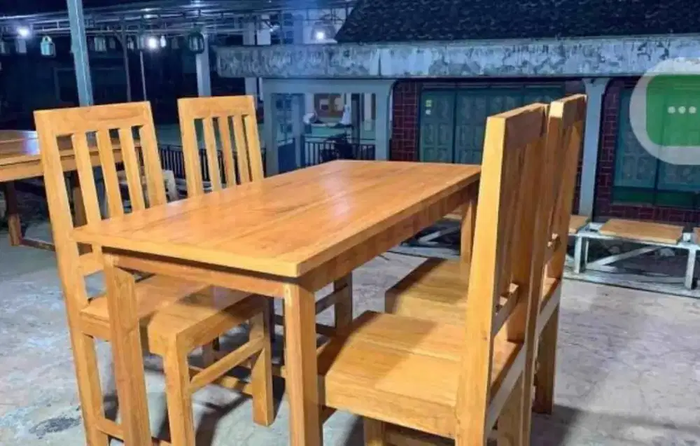 Meja makan & kursi