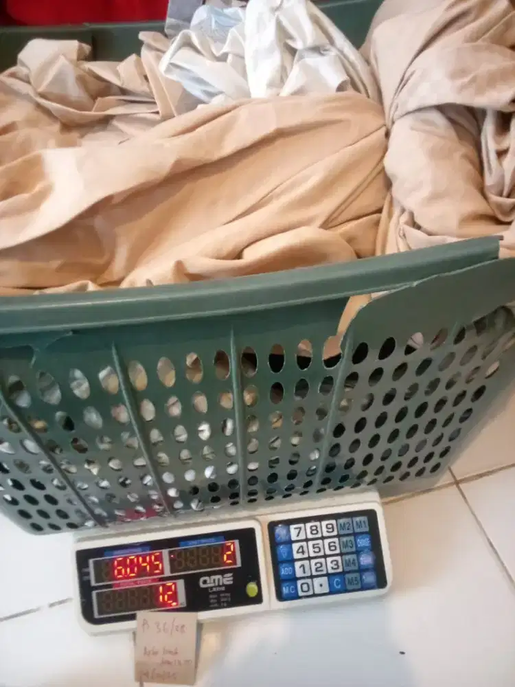 HARIAN GOSOK LAUNDRY