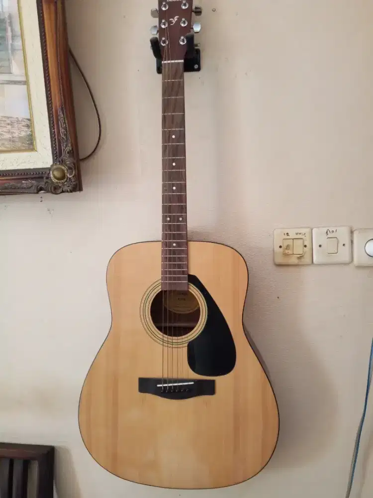Jual gitar Yamaha f310