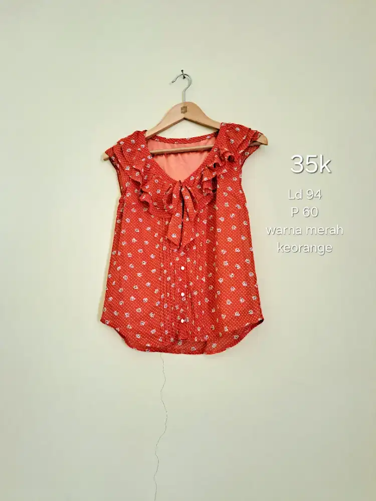 Atasan blouse wanita