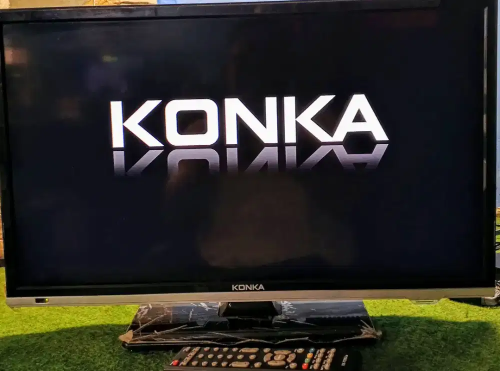 Jual tv led 24 in. Nominus