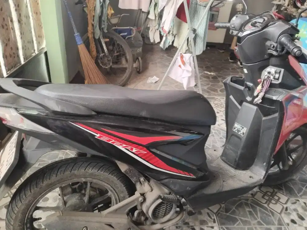 DI JUAL CEPAT MOTOR HONDA BEAT TAHUN 2024