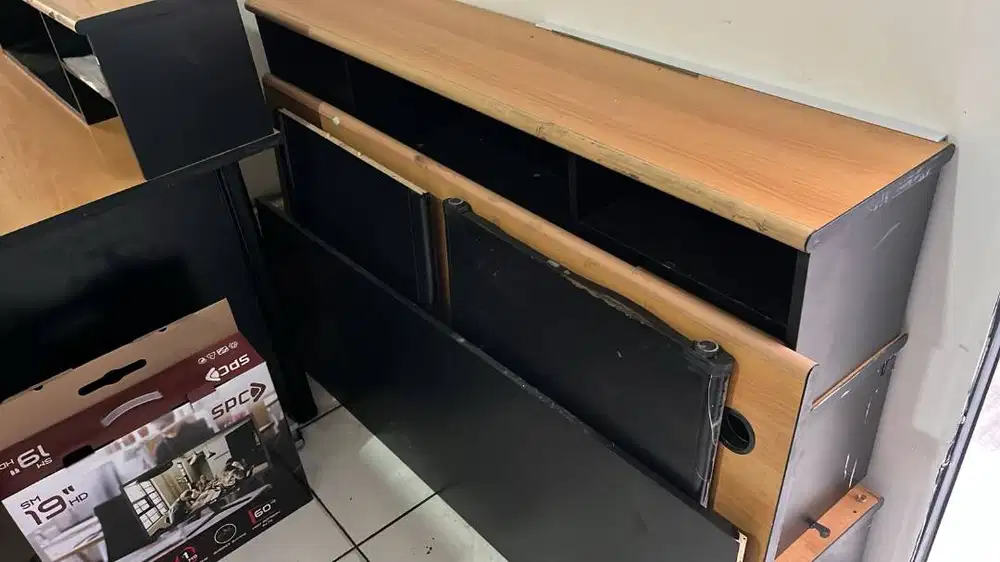 DUJUAL MEJA BEKAS KANTOR