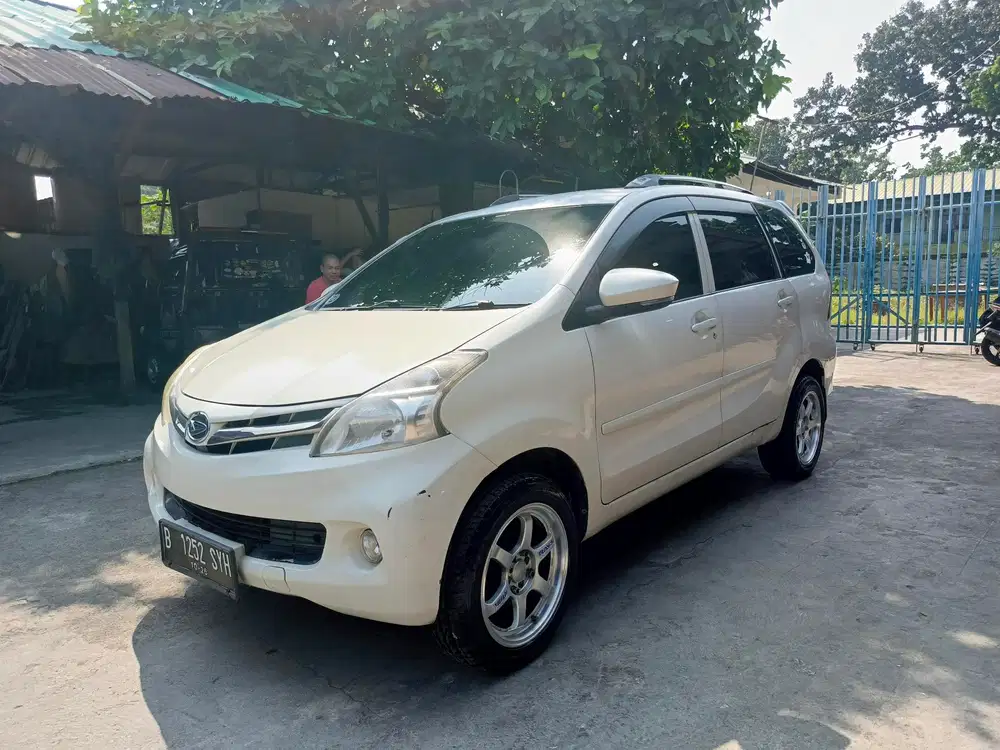Daihatsu Xenia 2013 Bensin