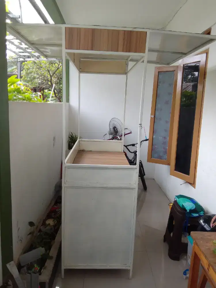Booth minuman atau makanan