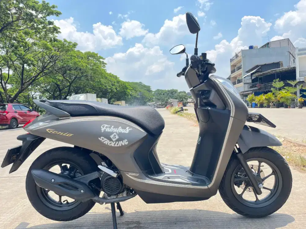 Honda Genio tahun 2023 low km pajak panjang siap pakek