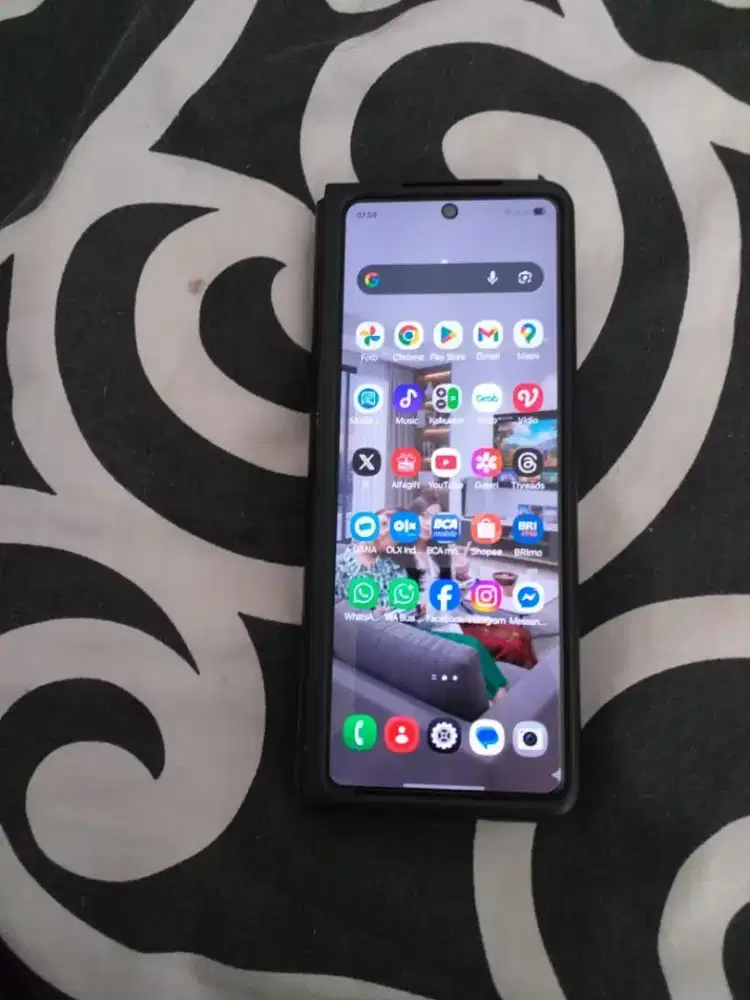 Samsung zfold 3 5g