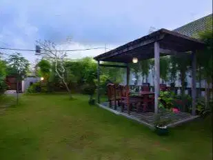 Over Kontrak Villa + Studio, Bisa Ambil Salah Satu atau Keduanya