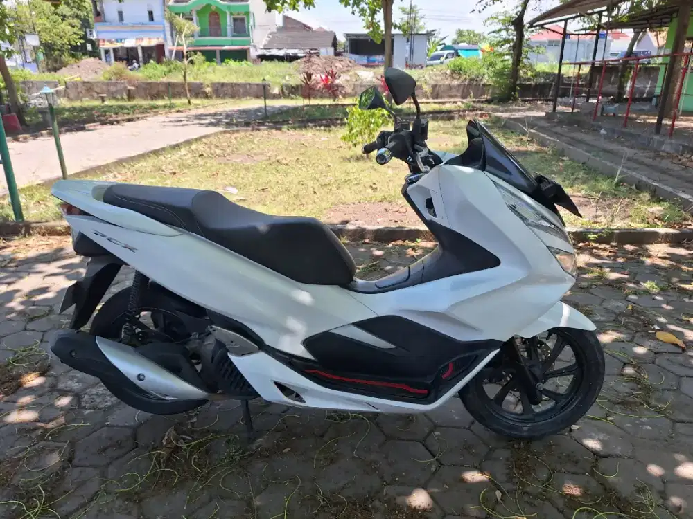 Pcx 2018 mulus pajak baru bisa cash/kredit syariah angsuran TERMURAH