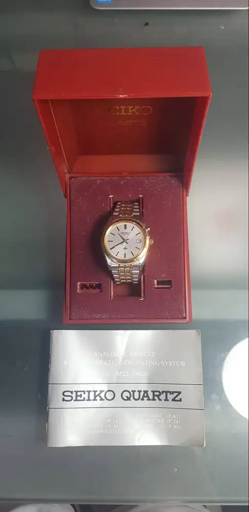DIJUAL JAM TANGAN SEIKO KINETIC VINTAGE MASIH SEPERTI BARU