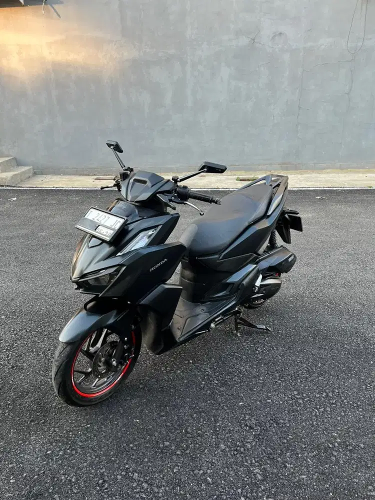 Vario 160 tahun 2023 kumplit