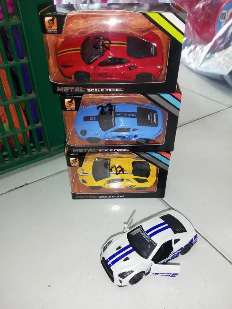 Mainan Anak Diecast Mobil Sport