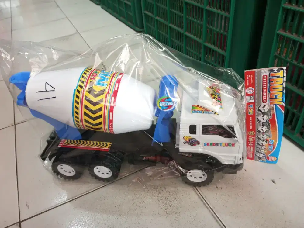 Mainan Anak Truk Molen