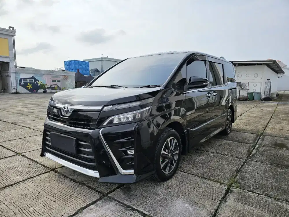 [Total DP 23 Jt]Toyota Voxy 2019 AT 2.0 Nego Cash Kredit