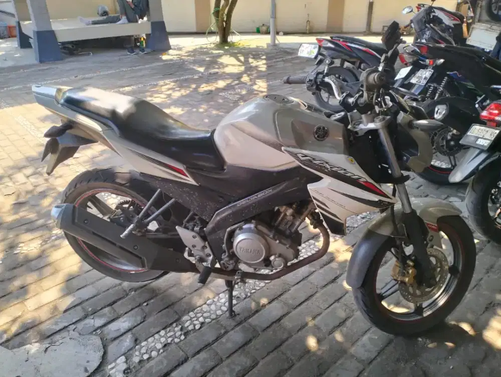 Yamaha Vixion THN 2015 plat AB sleman
