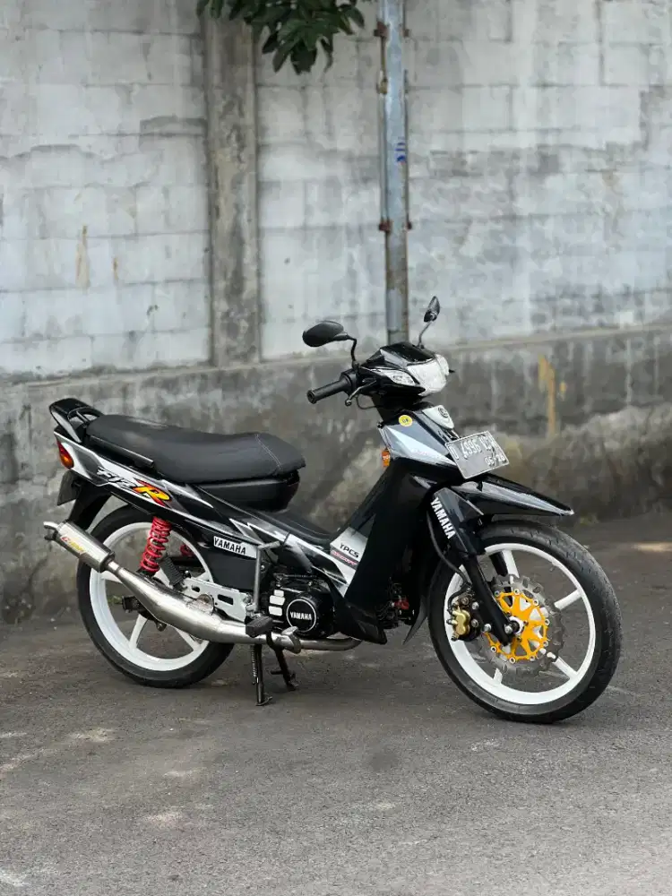 Yamaha F1ZR Tahun 2003