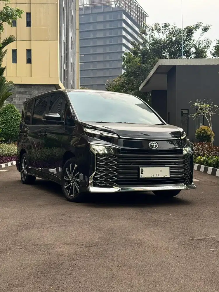 HARGA CASH LOW KM TOYOTA VOXY 2023 TSS