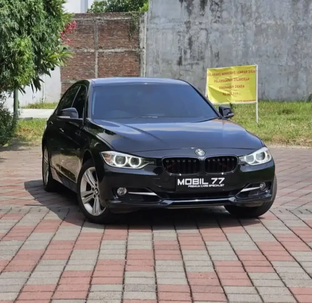 BMW 320i F30 odo40rb Tahun 2015