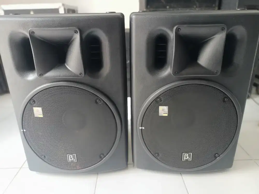 Beta3 seri U15a like new segel dos book sepasang 9.5jt nego