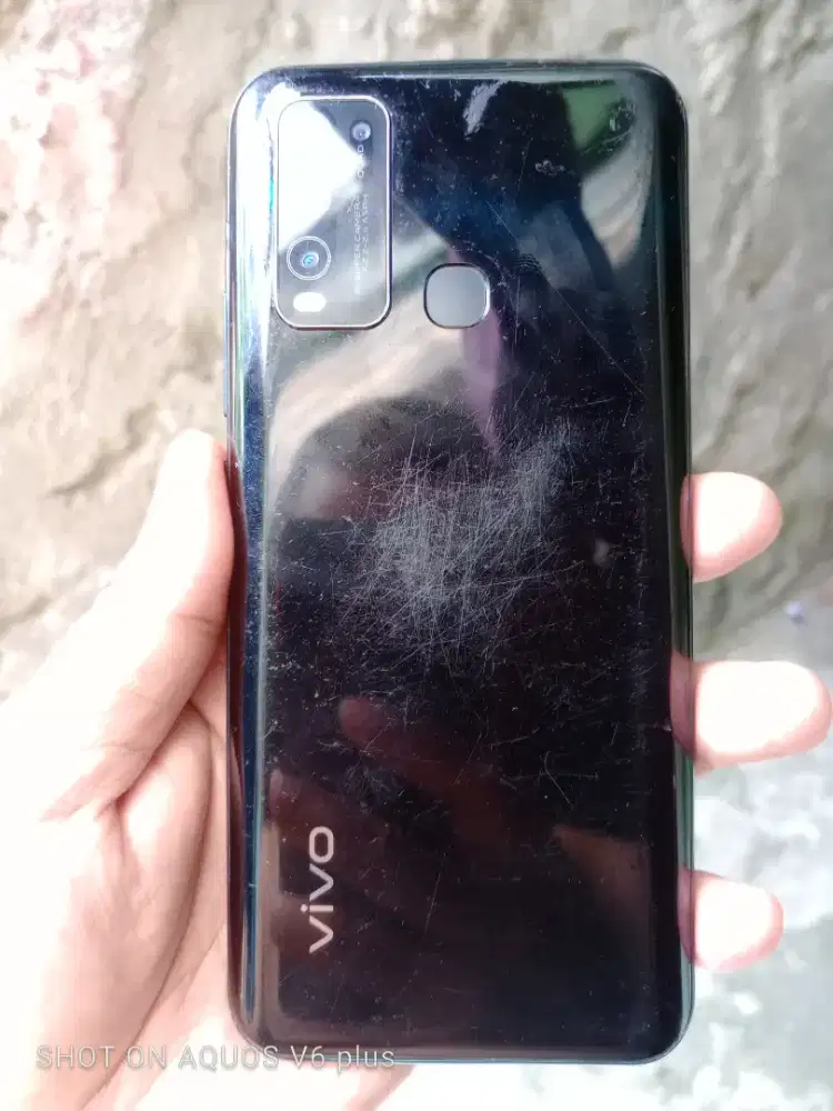Vivo y30 4/128 hp only murmer