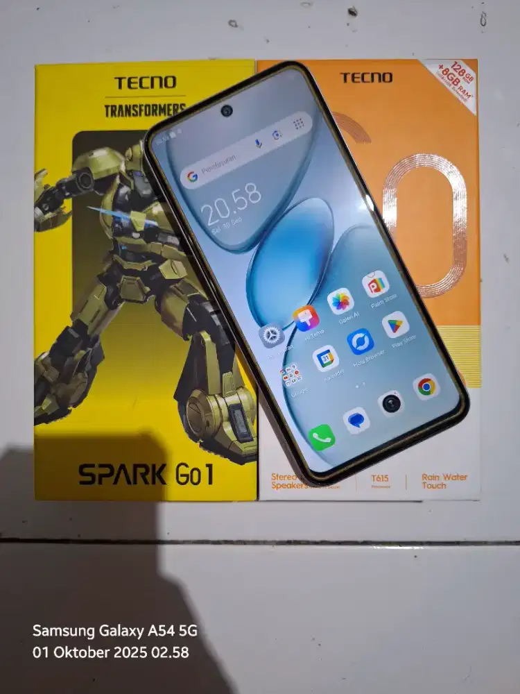 Tecno Soark Go 1 4+4/127GB Fullset ( Garansi Maret 2026 )