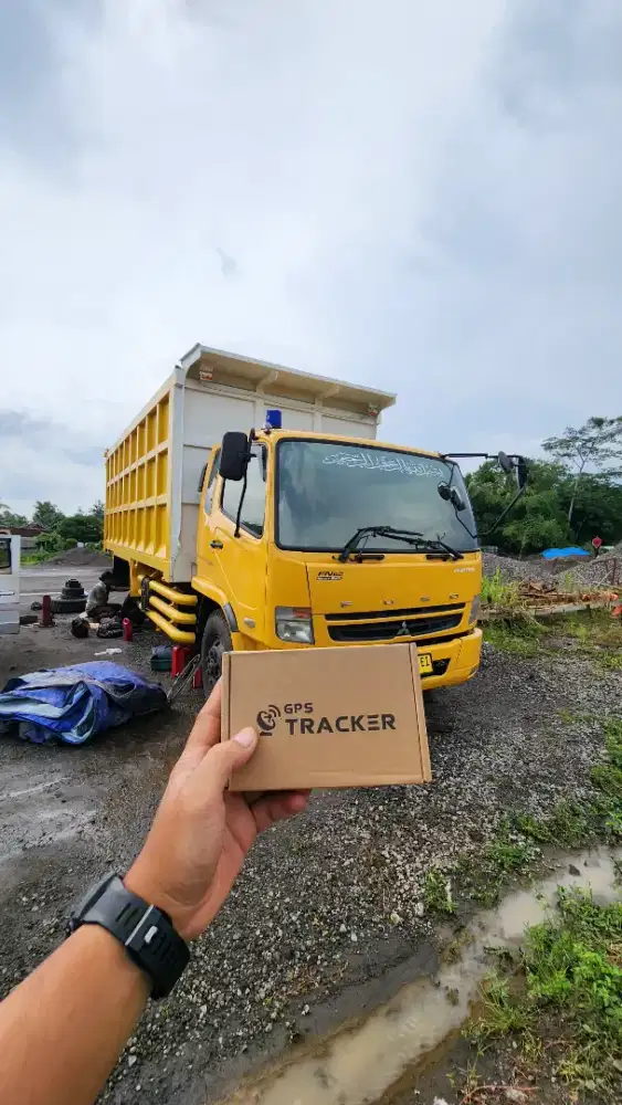 GPS pelacak, pemantau kendaraan