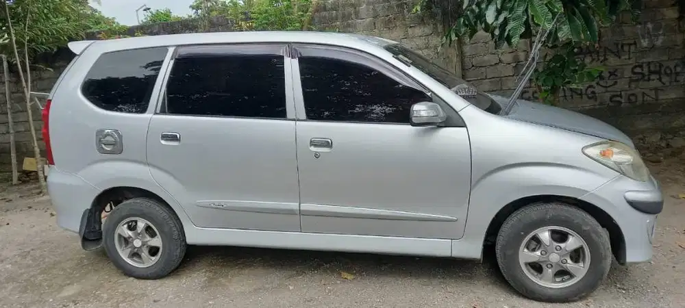Jual Xenia 2007 1000cc Mobil Irit
