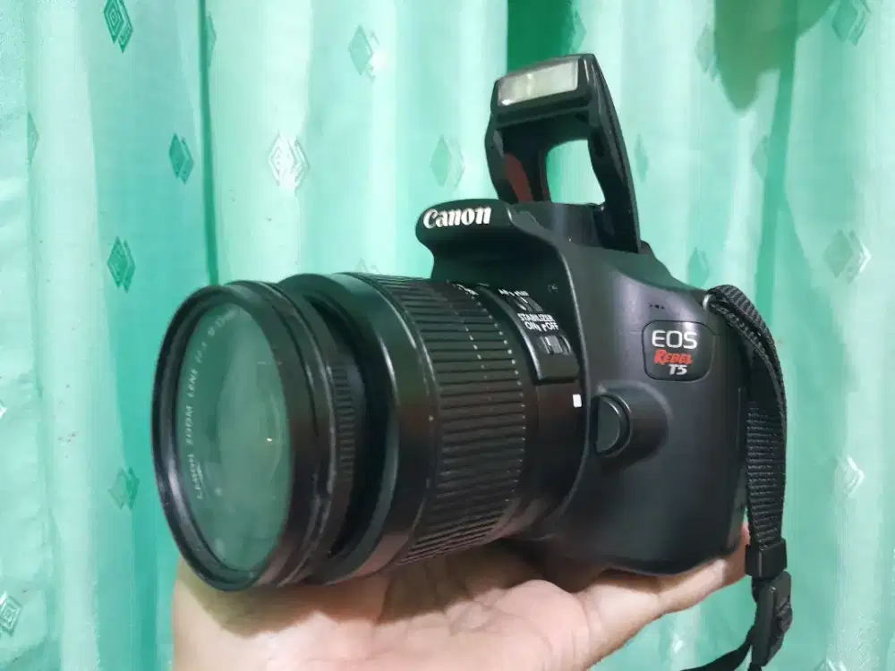 Kamera dslr Canon T5/ Canon 1200D
