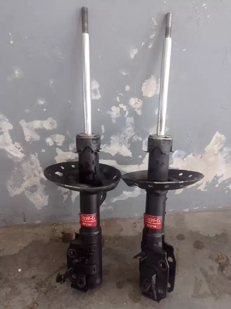 Shock mobilio merek kyb