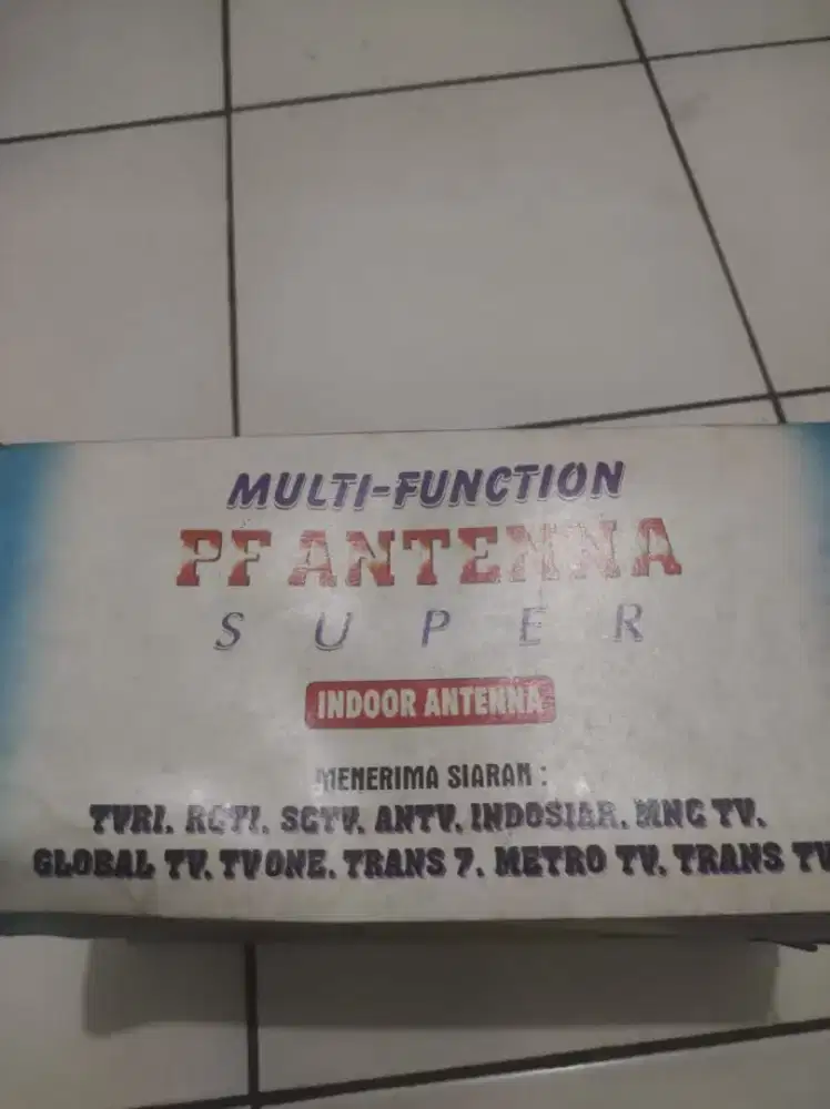 Jual cepat. Bu antena dalem universal TV led/LCD.tv tabung