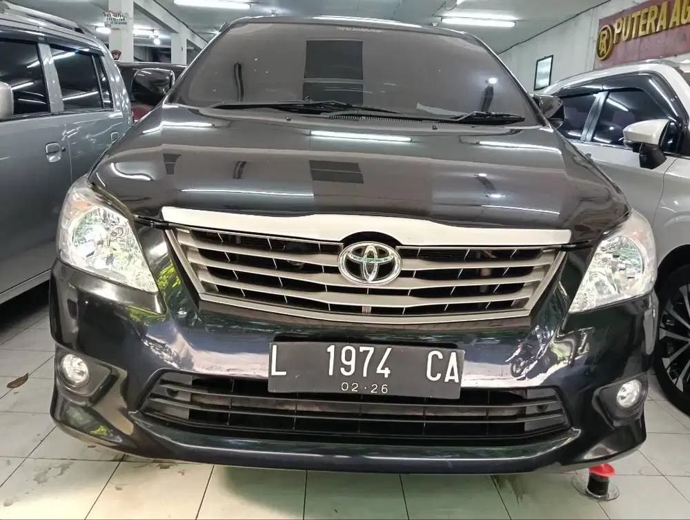 INNOVA BENSIN MANUAL 2013