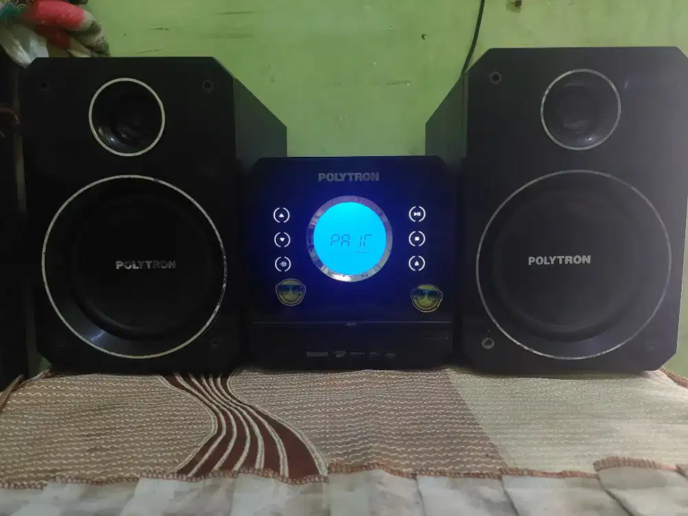 Speaker Polytron bluetooth XL 1210
