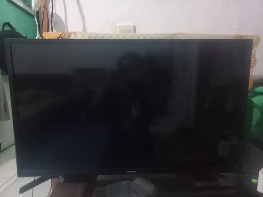 Tv LED Digital SAMSUNG 32 Inch TYPE UA32n4001