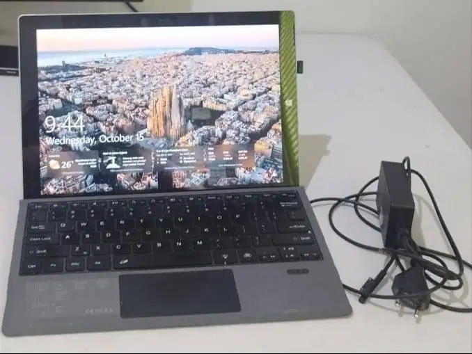 Jual Cepat Surface pro 3 I5 gen 4 4/256