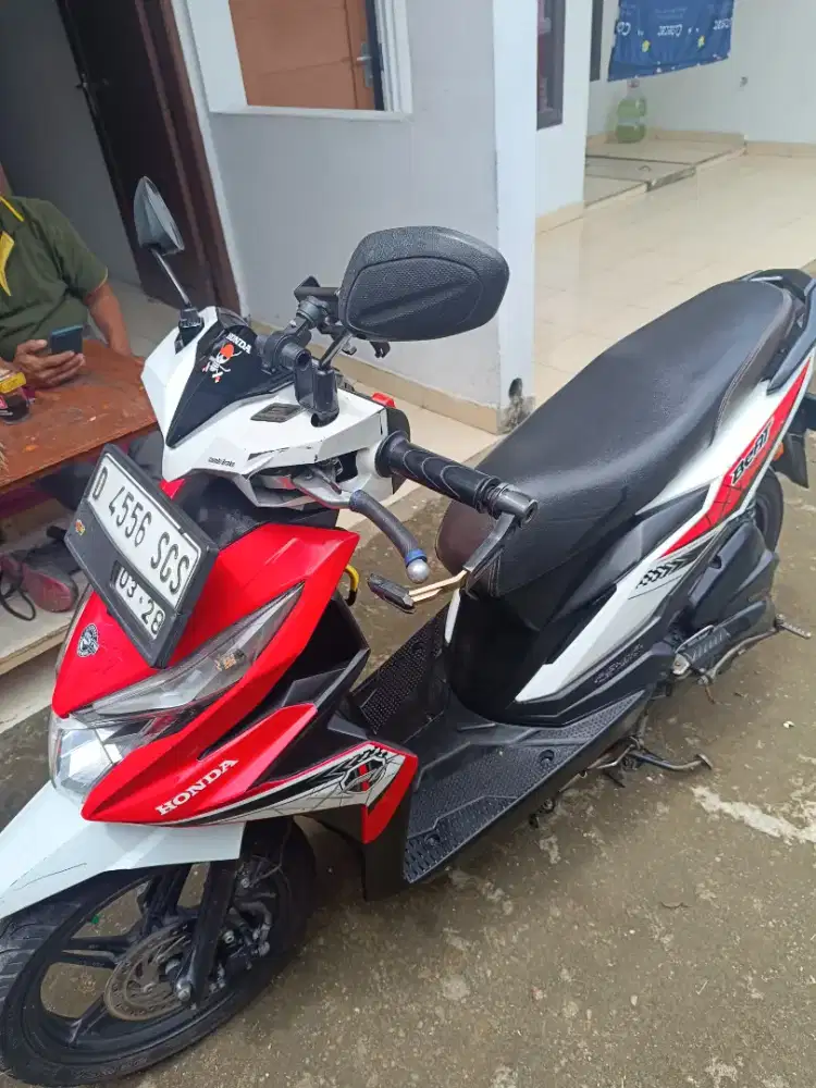 Fore sale honda beat merah putih 2018